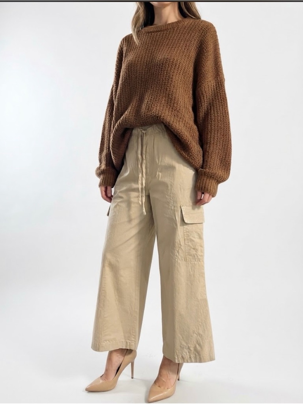 Zara Beige Wide-Leg Cargo Pants - Neutral Baggy Fit